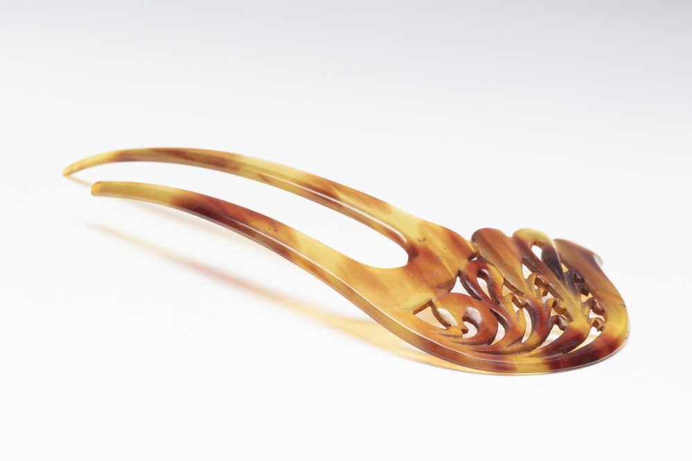 Haarspeld met bladmotief